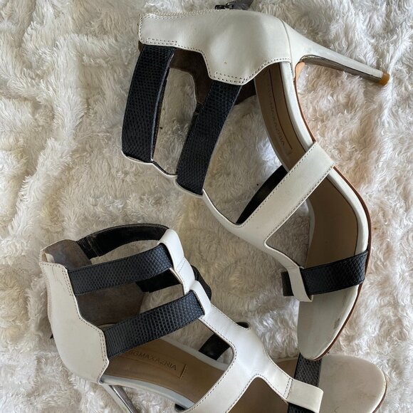 BCBG MAXAZRIA WHITE AND BLACK HEEL SIZE 8 - Picture 1 of 5